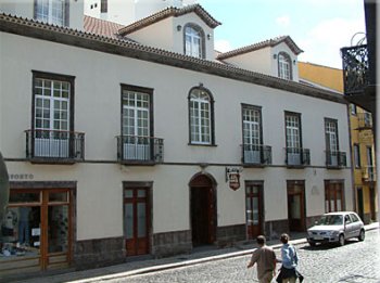 Hotel Cam�es