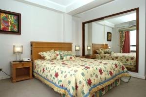 Hotel Para�so