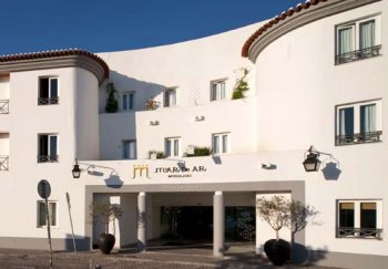 Hotel M�Ar de Ar Muralhas