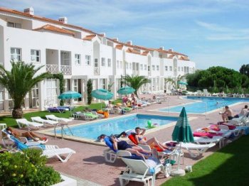 Apartamentos Tur�sticos Ouratl�ntico